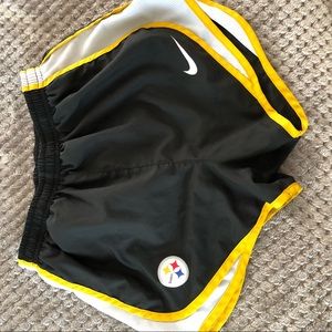 Steelers Nike dri-FIT Tempo running shorts. XS EUC
